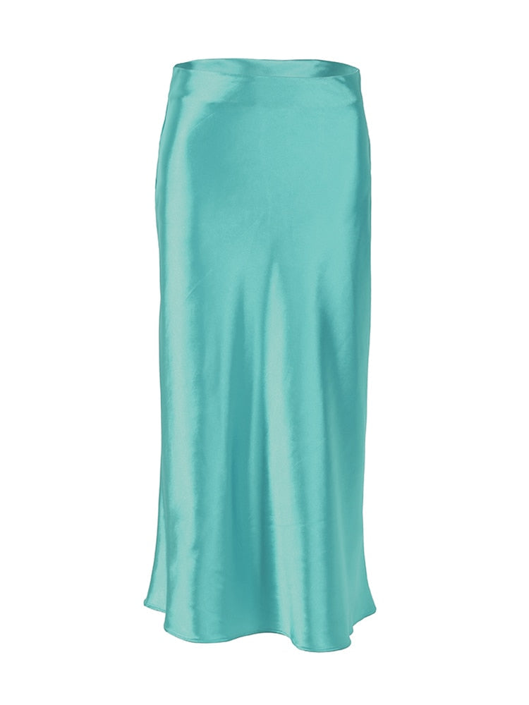 Well Tailored Garment with a Graceful Silhouette
