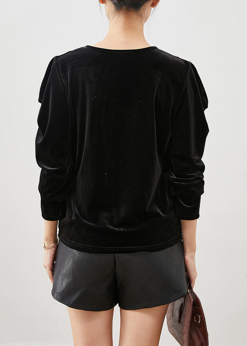 A Vintage Style Shirt with Delicate Timeless Details