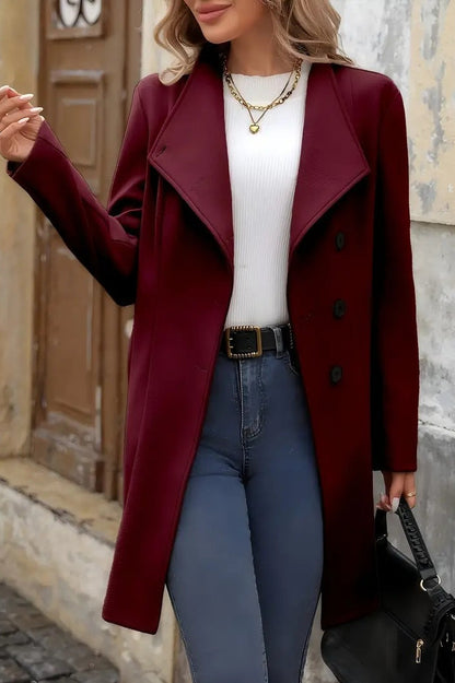 Effortlessly Elegant Coat with a Timeless Design