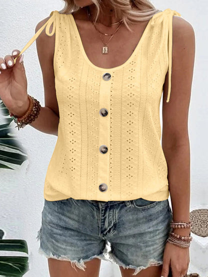 Polished Top with an Effortless Classic Look