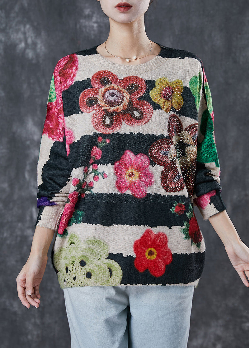 Effortlessly Elegant Sweater with a Timeless Design