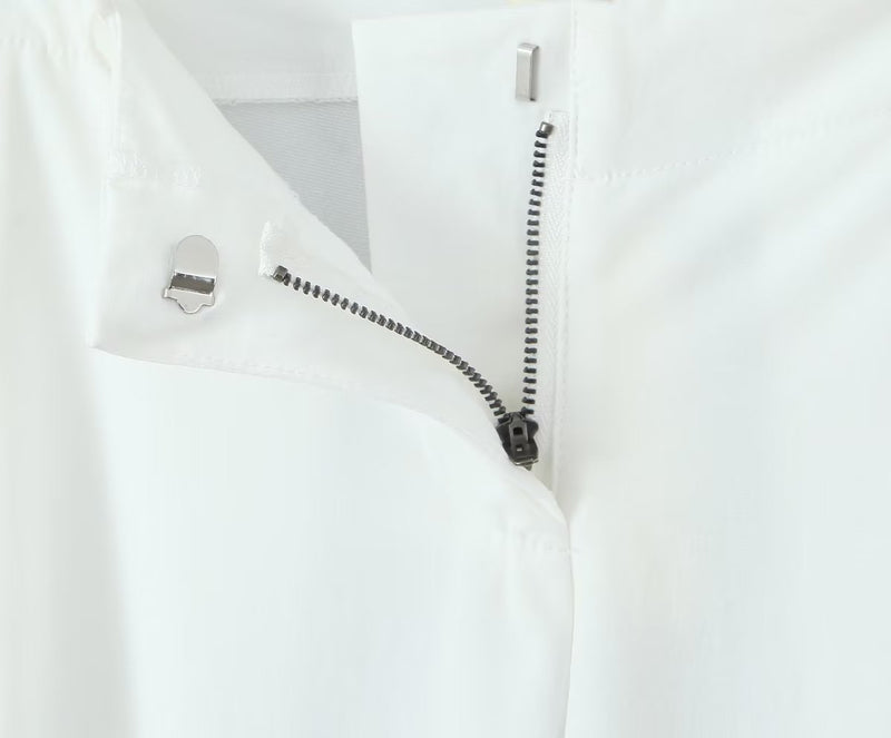 Beautifully Finished Pants in a Timeless Design