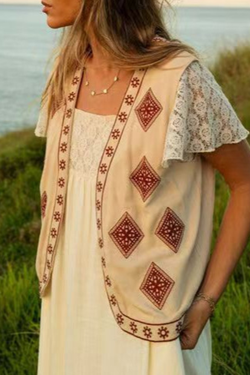 Beautifully Finished Cardigan in a Timeless Design