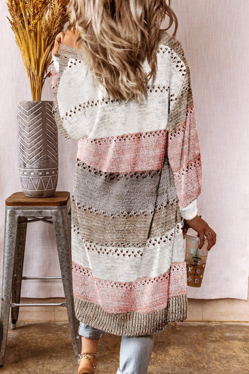Effortlessly Elegant Cardigan with a Timeless Design