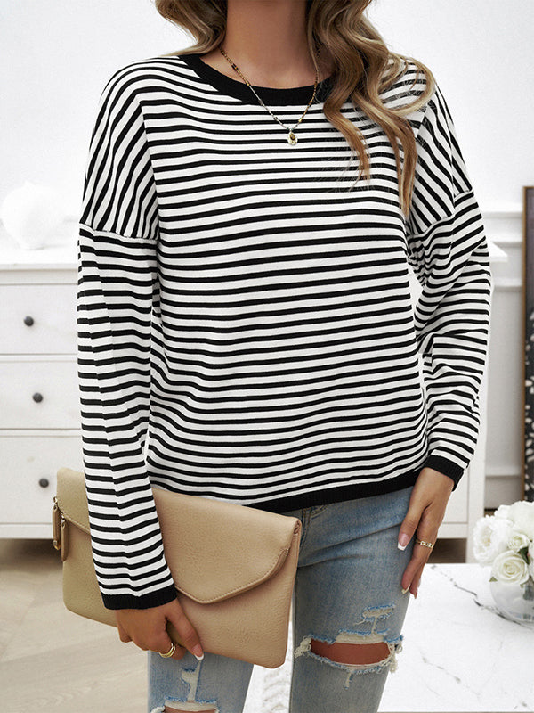 Classic Vintage Sweater with a Flattering Fit