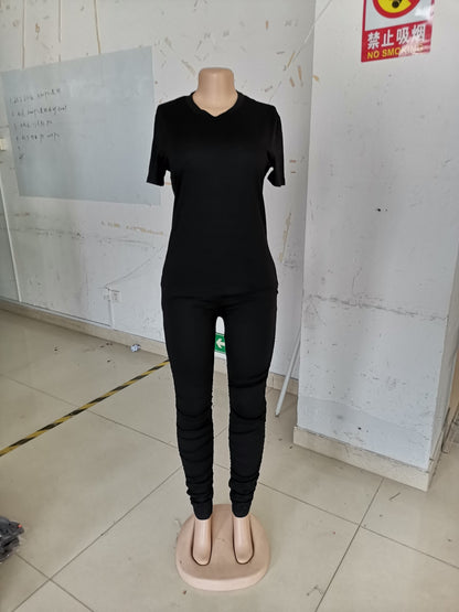 Well Tailored T-Shirt with a Graceful Silhouette