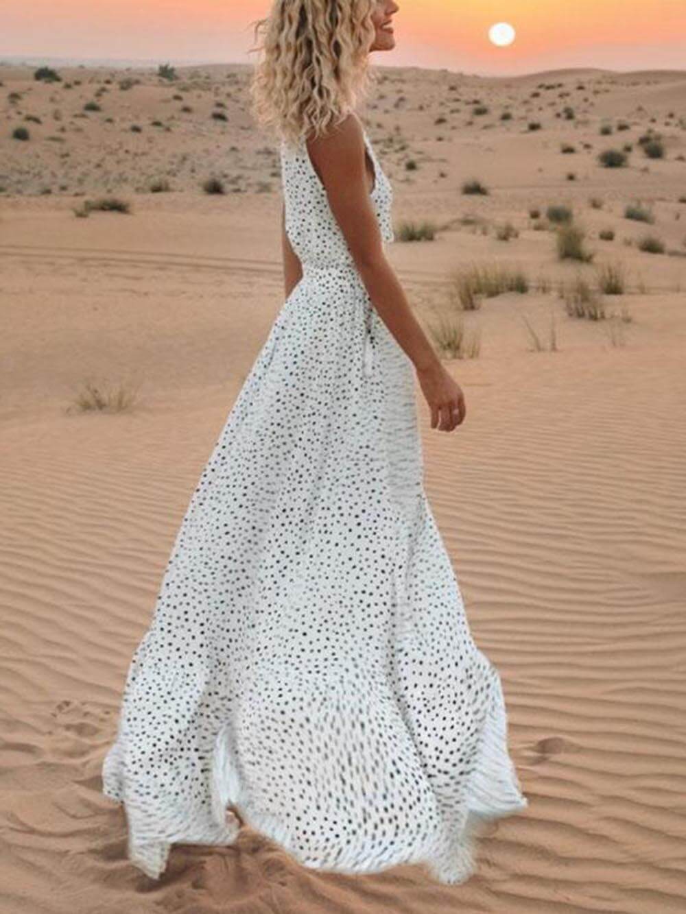 Sophisticated Garment with a Clean Classic Look