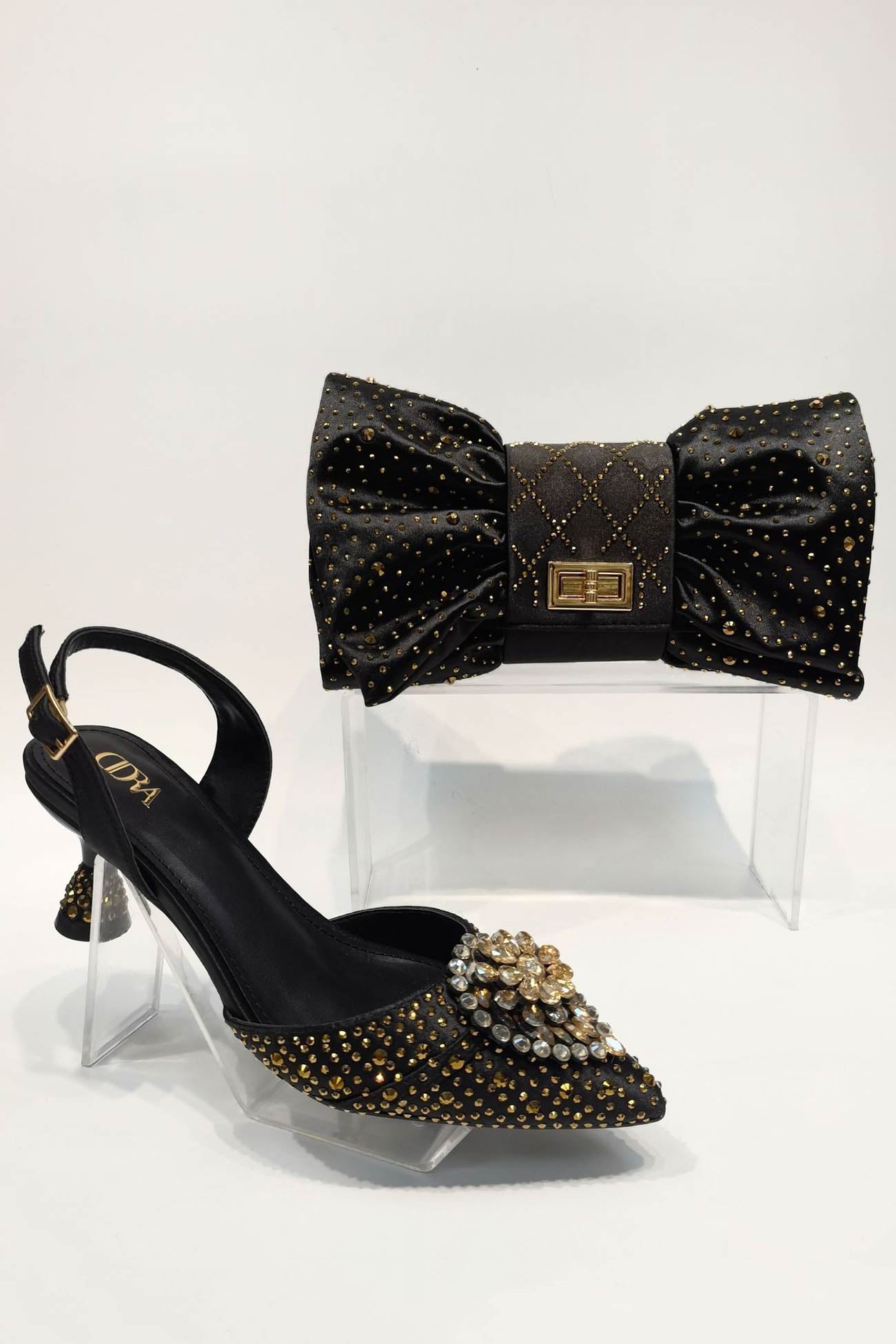 Beautifully Balanced Bag with Timeless Character