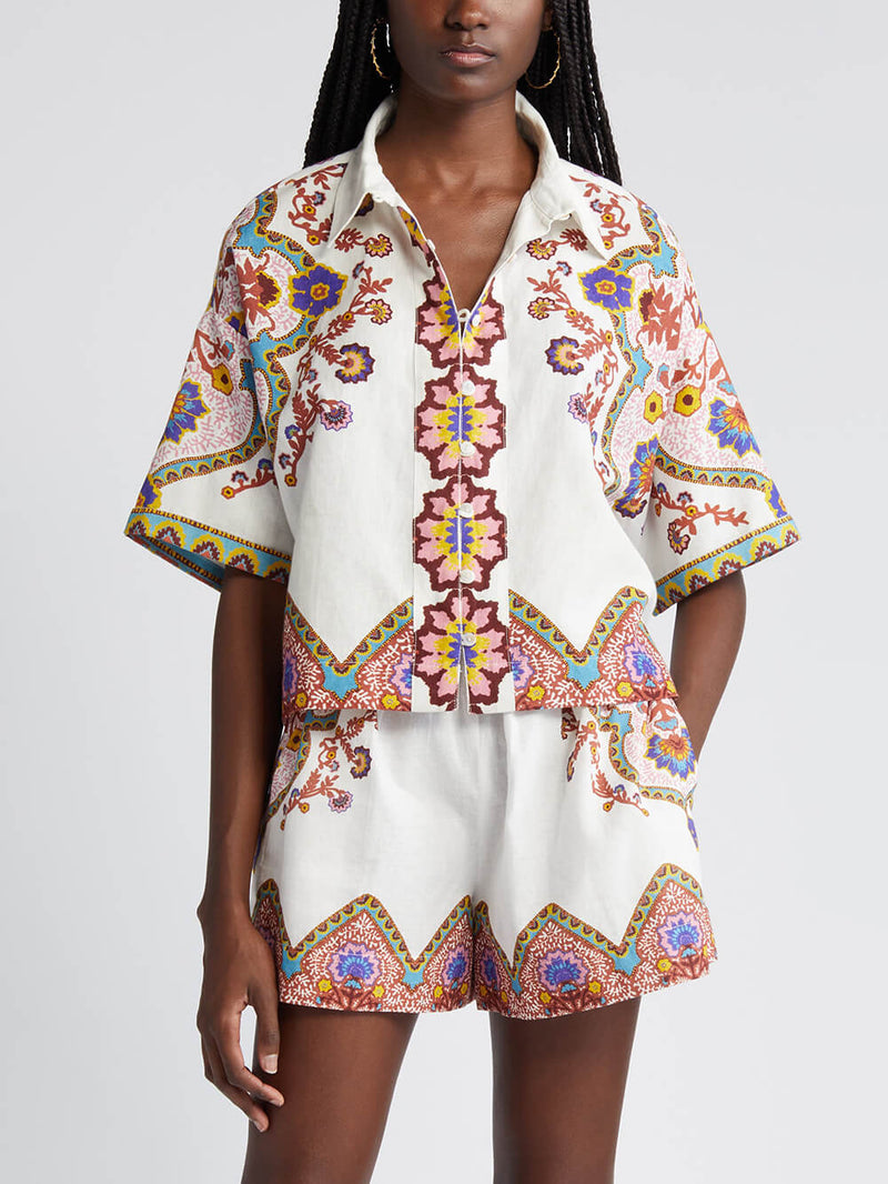 Elegantly Styled Shirt for Everyday Wear