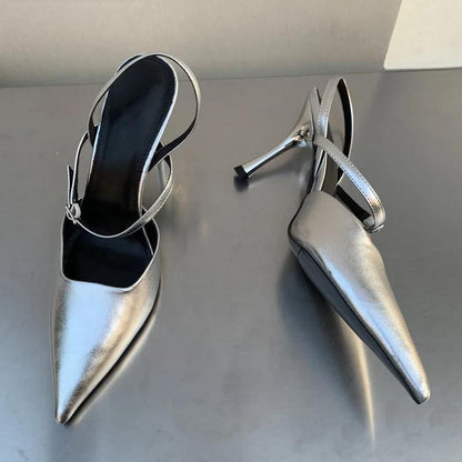 A Vintage Style Heels with Delicate Timeless Details