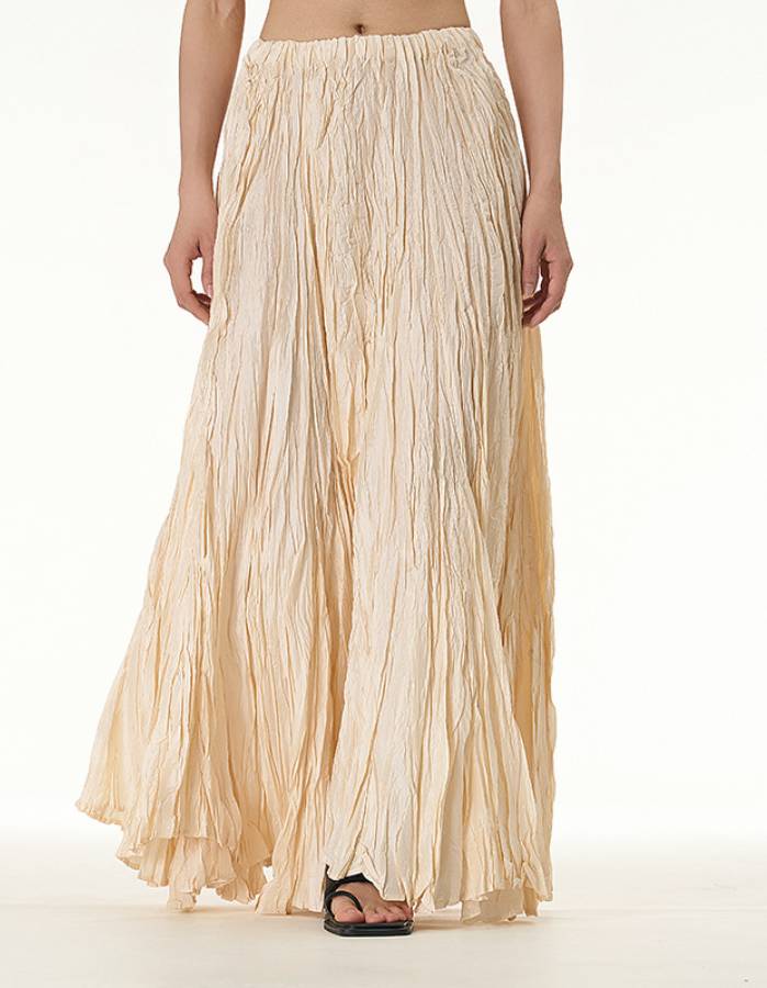 Beautifully Finished Garment in a Timeless Design