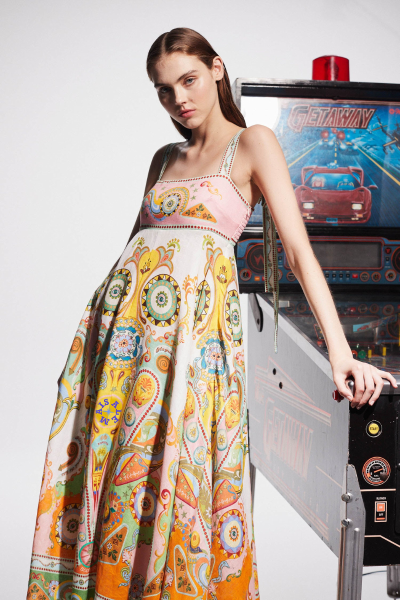 Beautifully Crafted Dress in a Classic Style