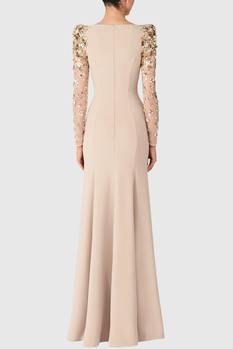 Sophisticated Dress with a Clean Classic Look