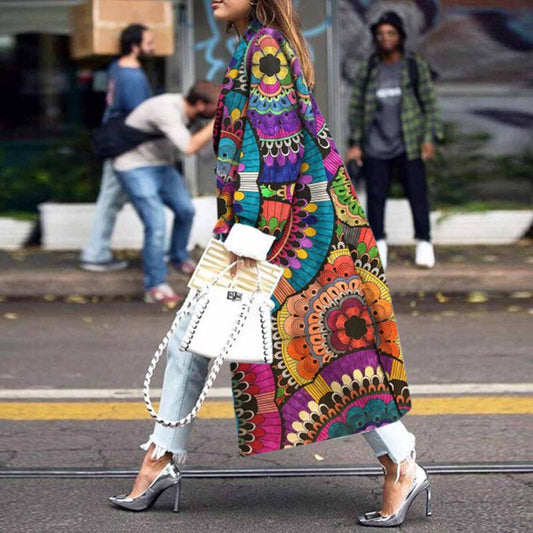 Elegantly Styled Coat for Everyday Wear