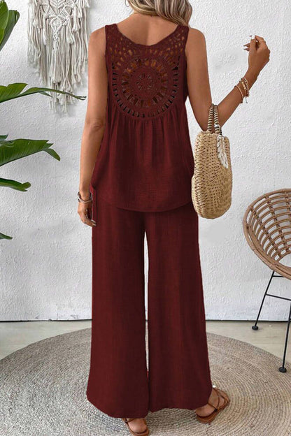 Gracefully Styled Garment for Any Occasion