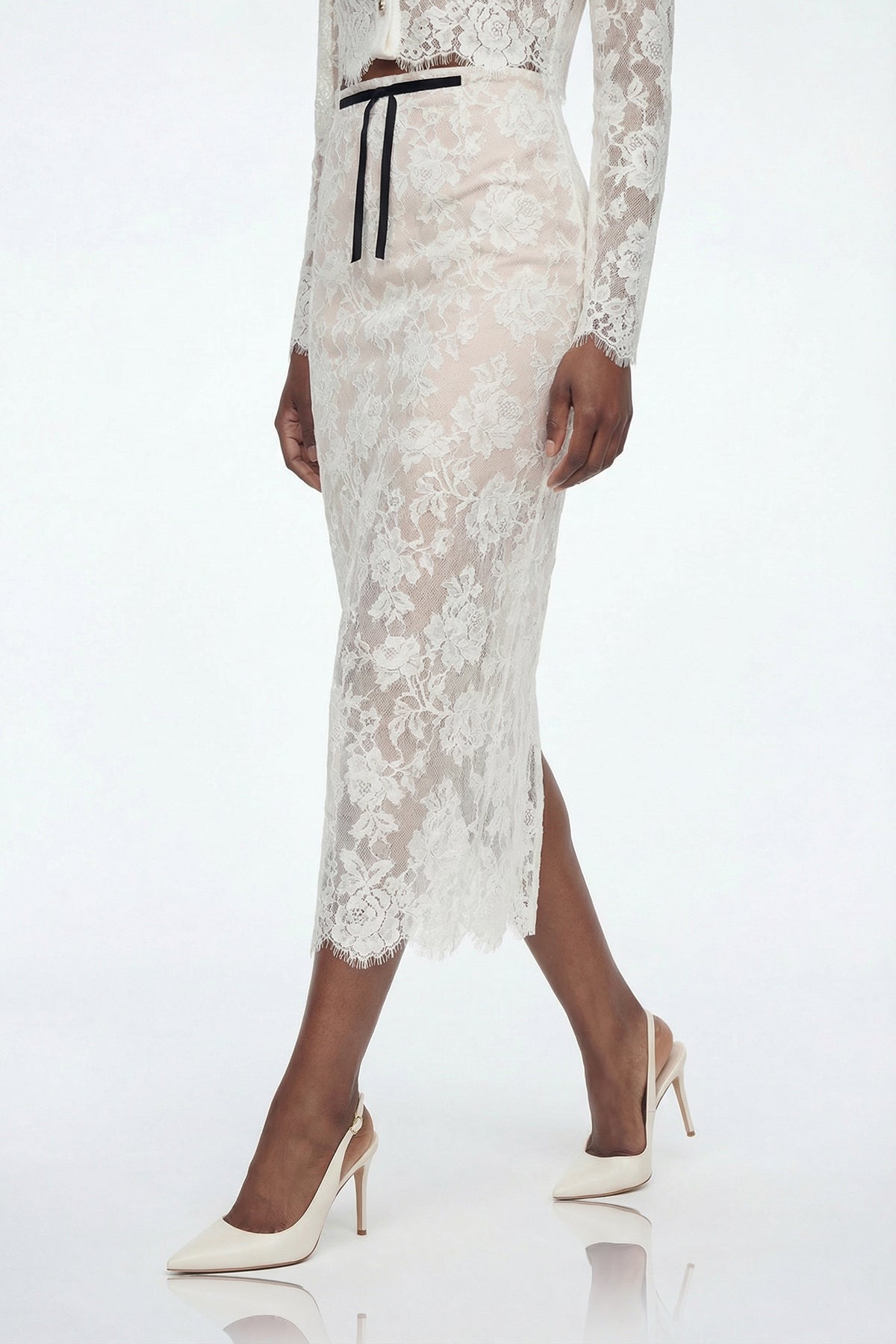 Sophisticated Garment with a Clean Classic Look
