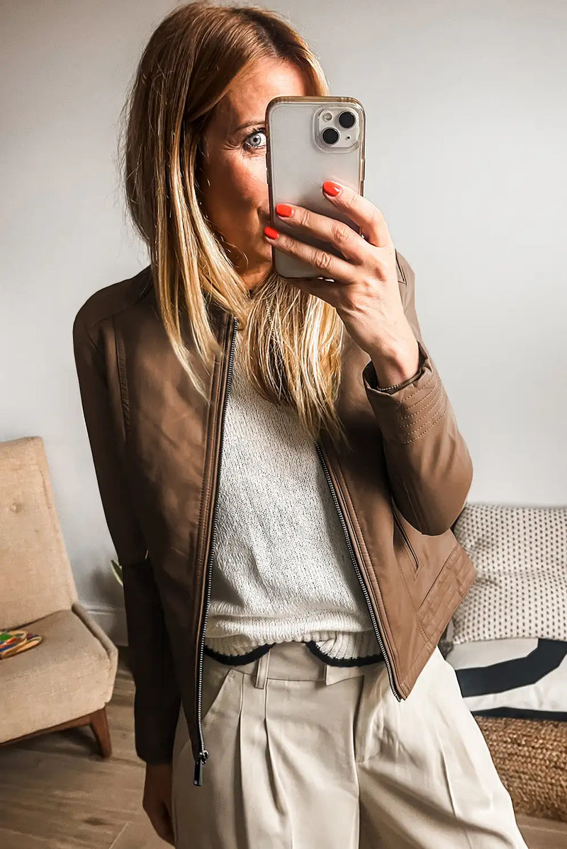 Gracefully Styled Jacket for Any Occasion