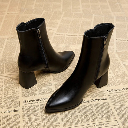 Well Tailored Boots with a Graceful Silhouette