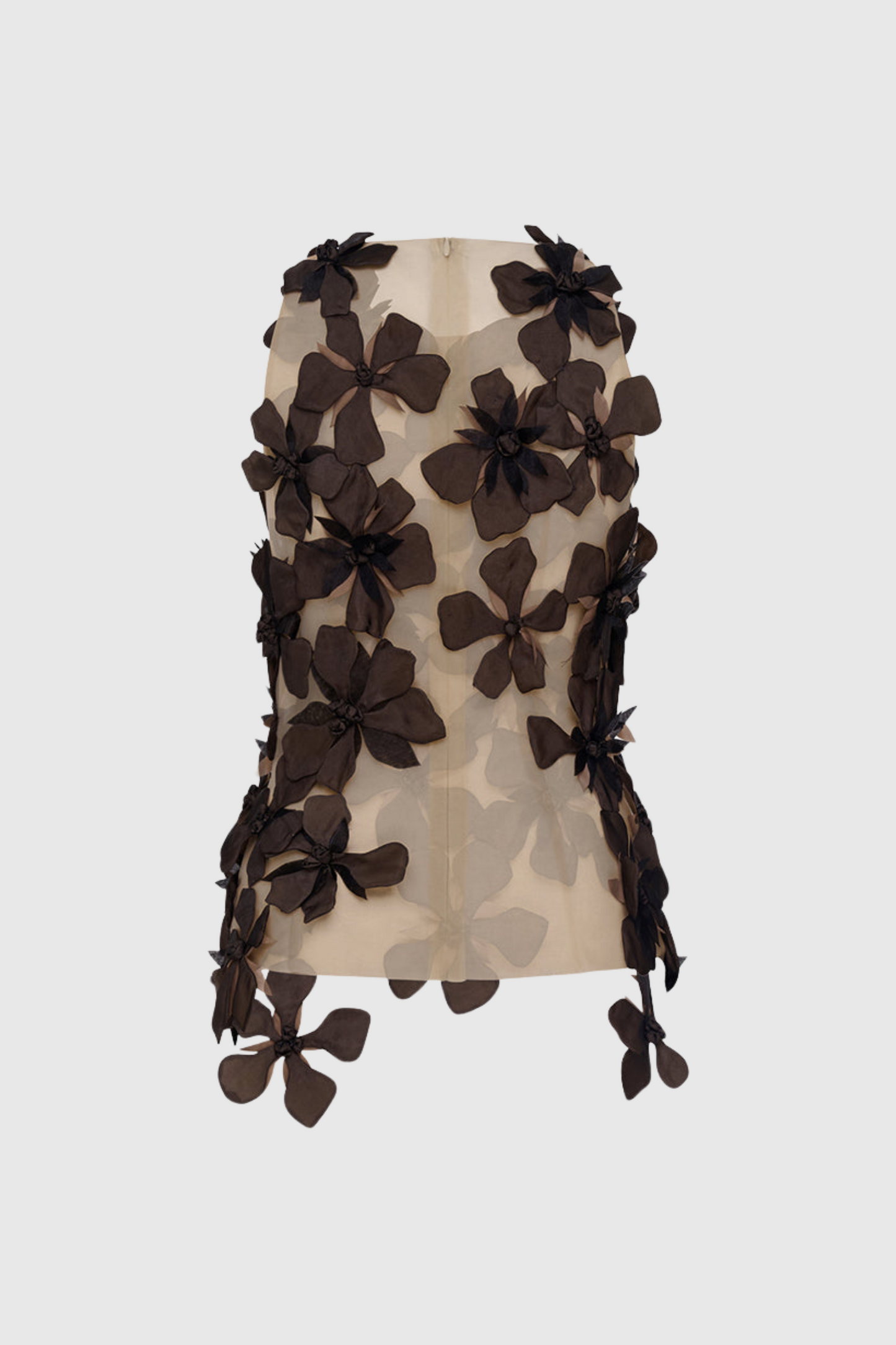 Well Tailored Top with a Graceful Silhouette