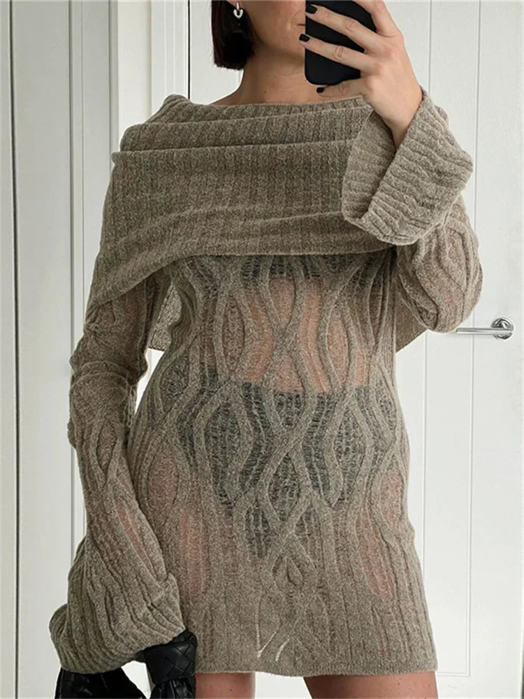 Well Tailored Sweater with a Graceful Silhouette