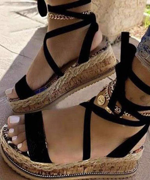 Polished Sandals with an Effortless Classic Look