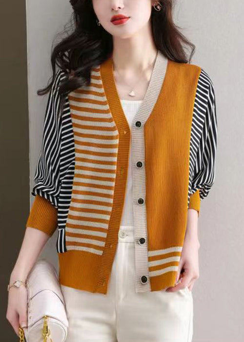 Beautifully Finished Cardigan in a Timeless Design
