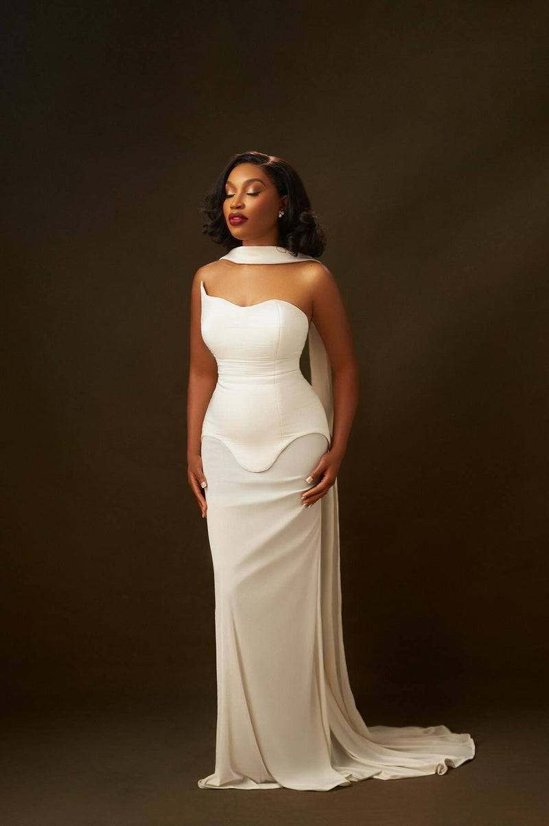 Gracefully Styled Dress for Any Occasion