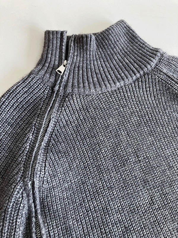 Classic Vintage Sweater with a Flattering Fit