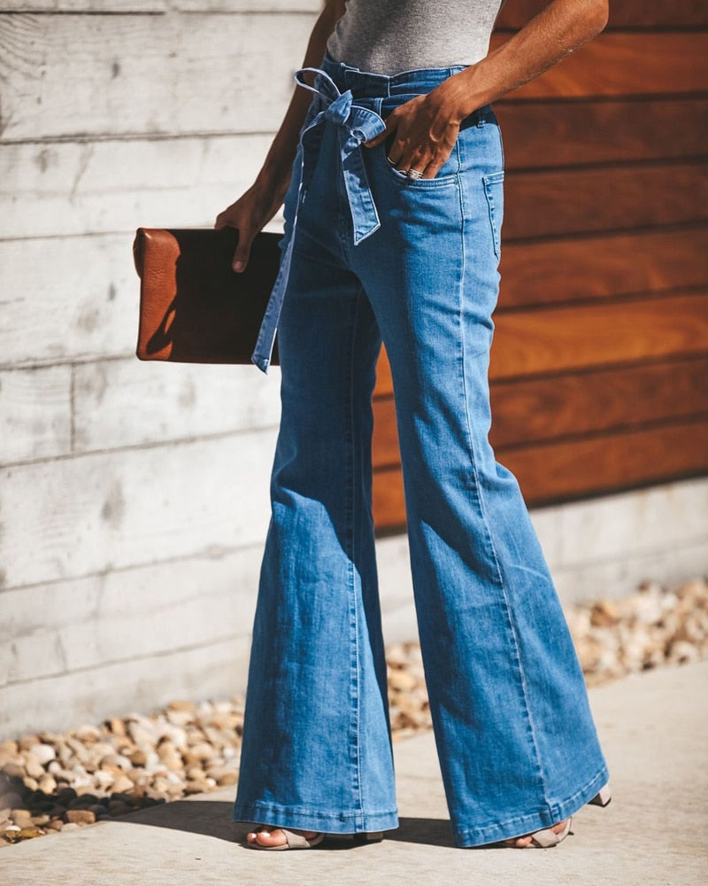 Well Tailored Garment with a Graceful Silhouette