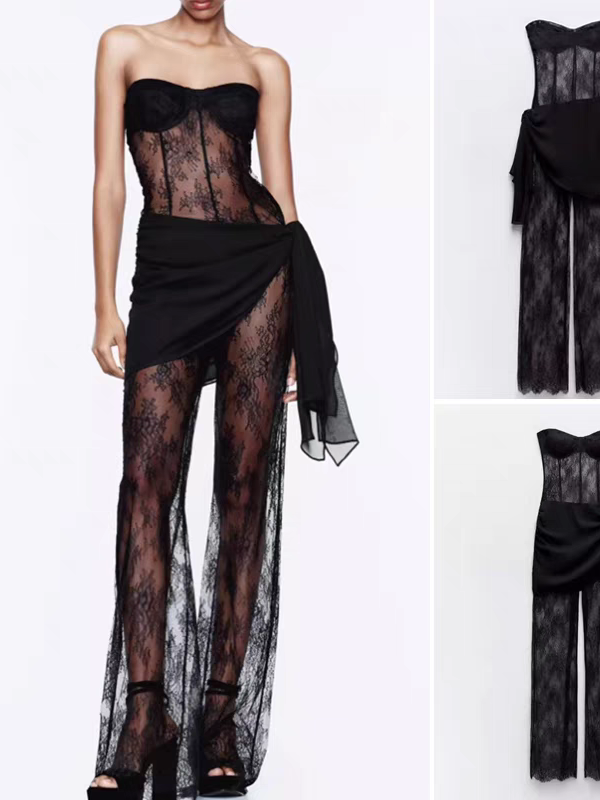 Gracefully Styled Garment for Any Occasion