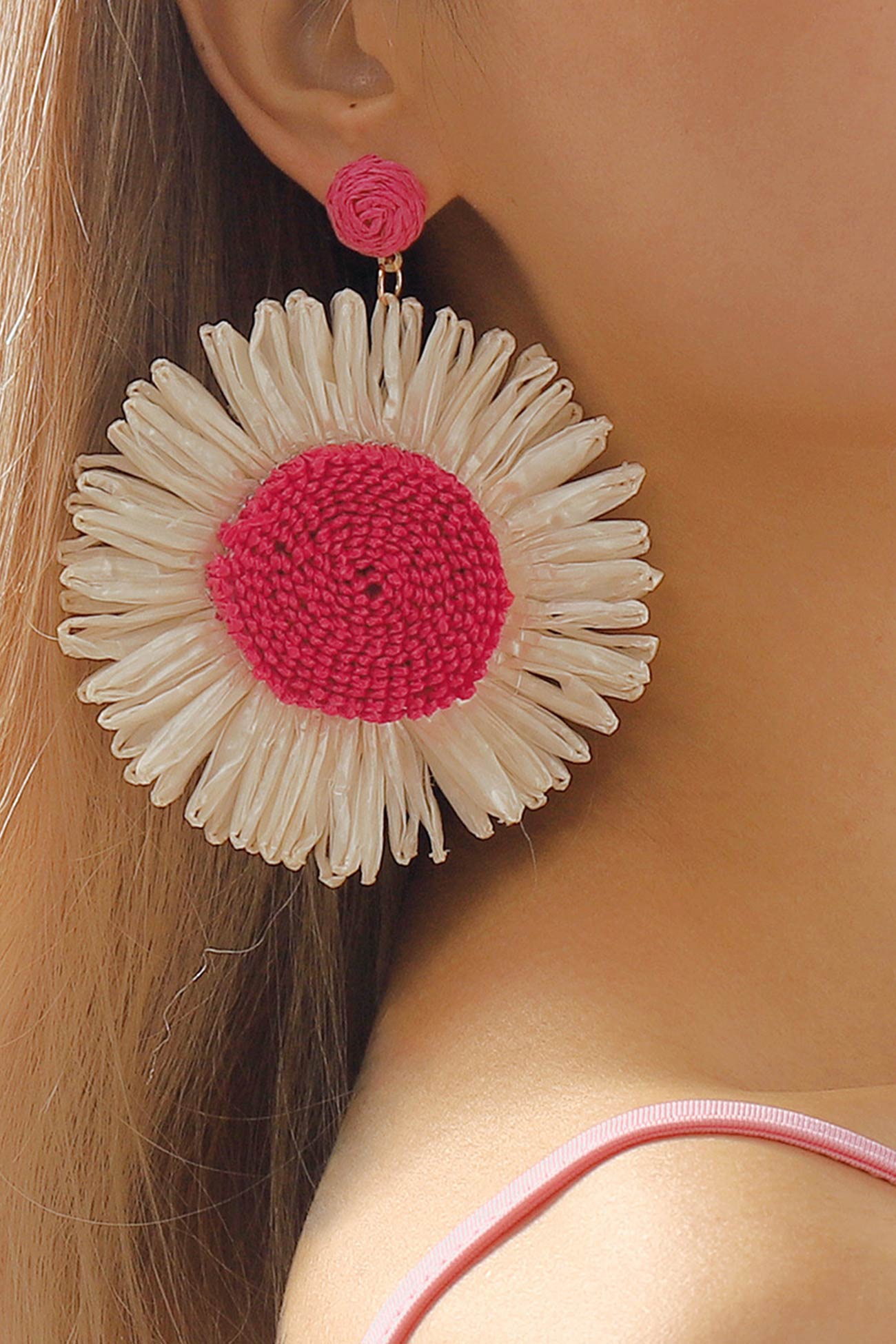 Gracefully Styled Garment for Any Occasion