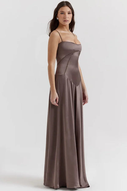 Beautifully Finished Garment in a Timeless Design