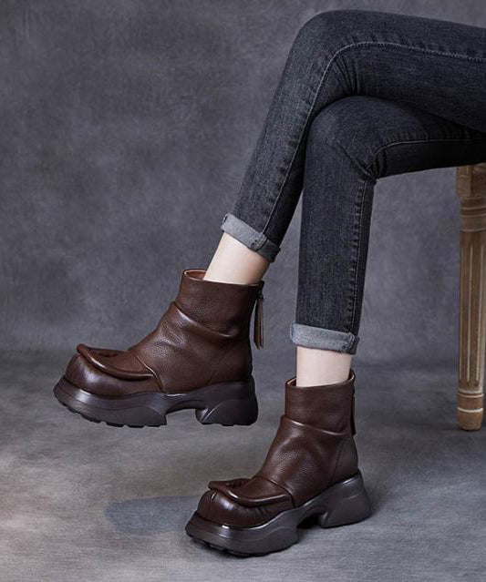 Polished Boots with an Effortless Classic Look