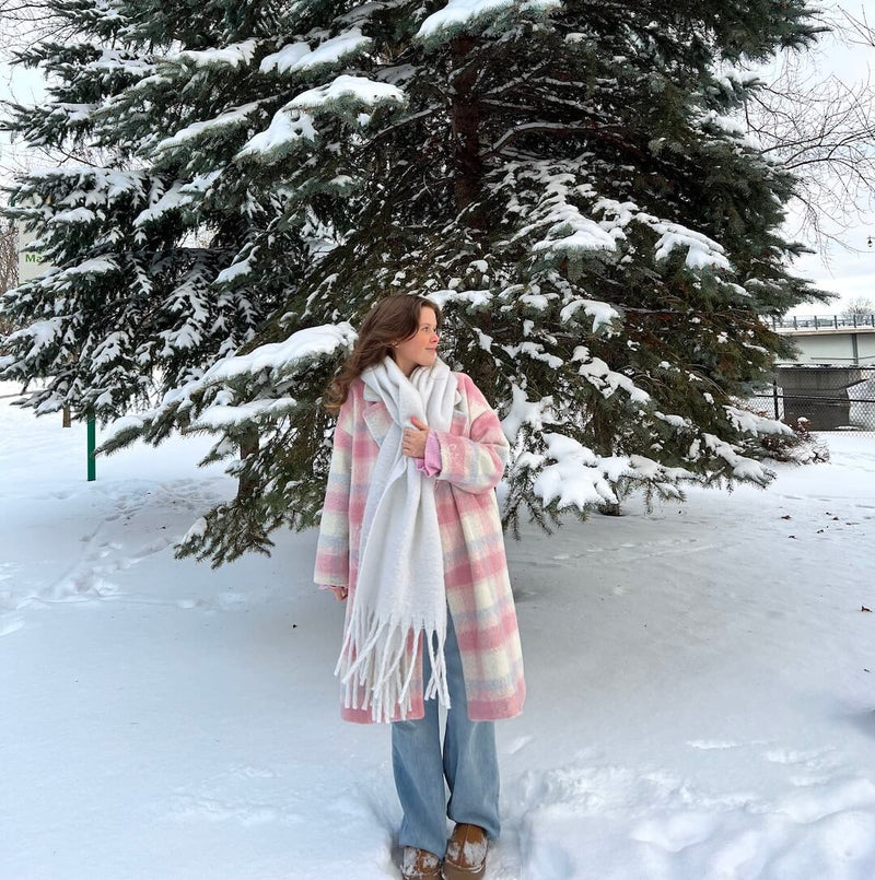 Beautifully Finished Coat in a Timeless Design