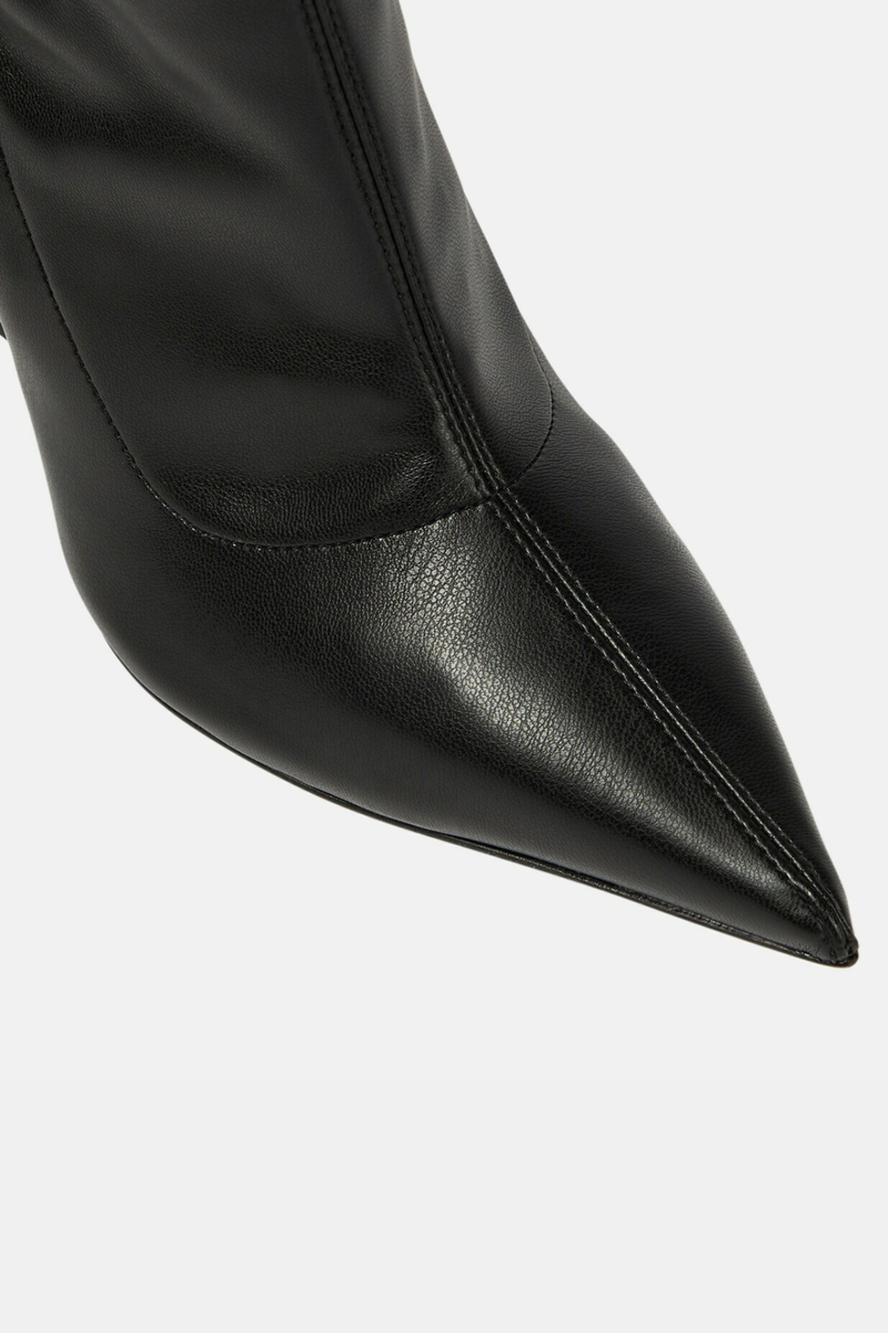 Classic Vintage & Enduringly Stylish Boots