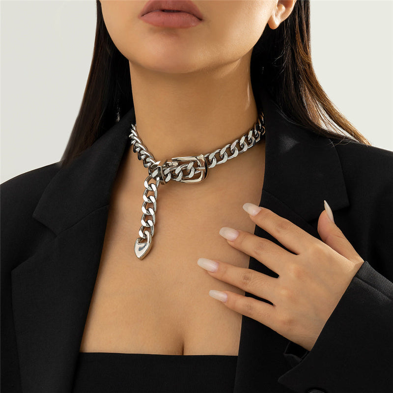 Beautifully Finished Garment in a Timeless Design