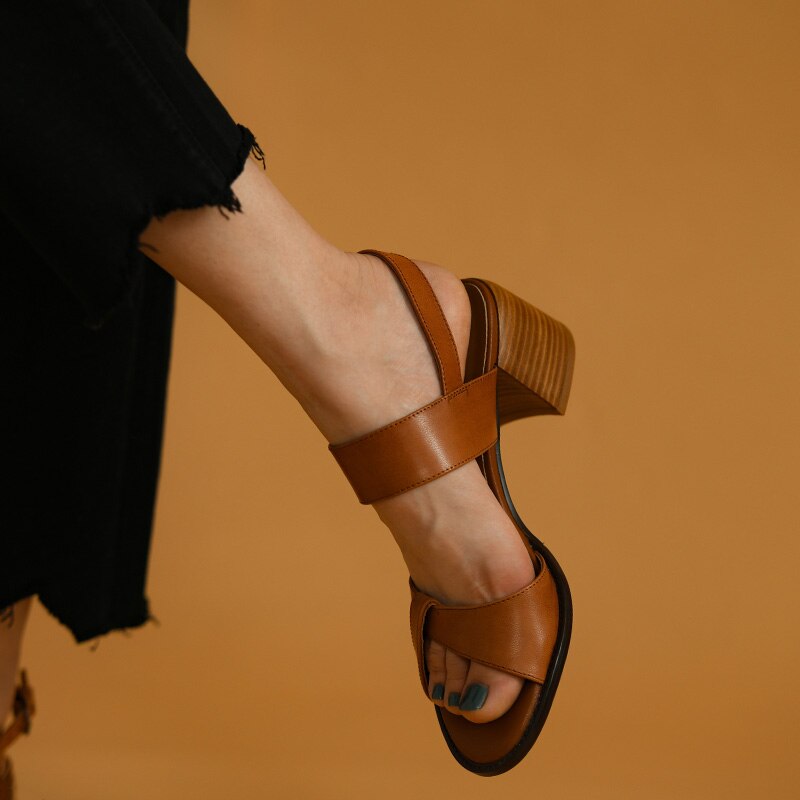 Effortlessly Elegant Garment with a Timeless Design