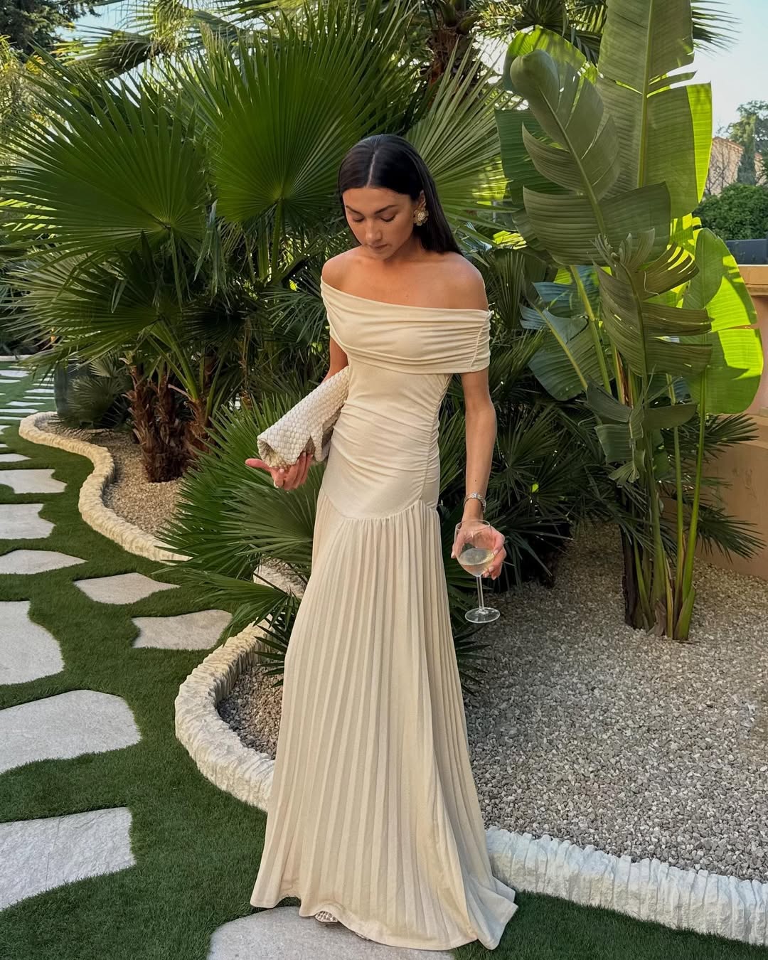 Gracefully Styled Dress for Any Occasion