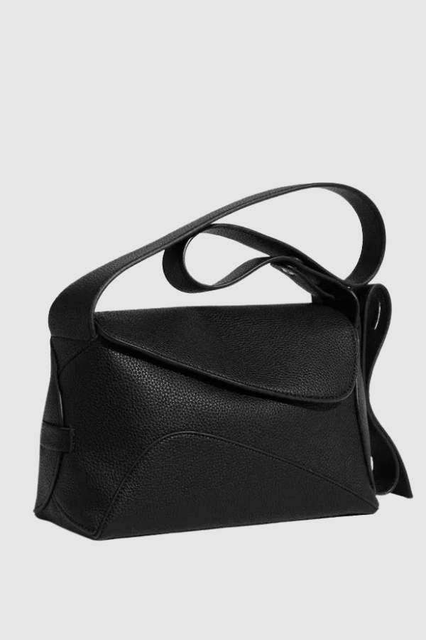 Polished Garment with an Effortless Classic Look