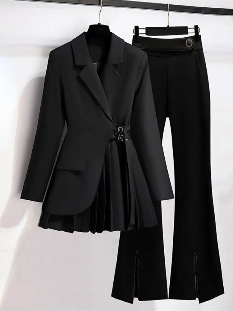 Black two-piece 01