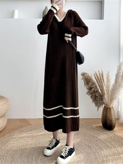 Classic Vintage Sweater with a Flattering Fit