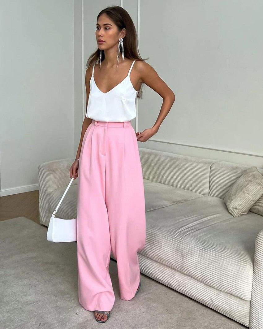 Elegantly Styled Pants for Everyday Wear
