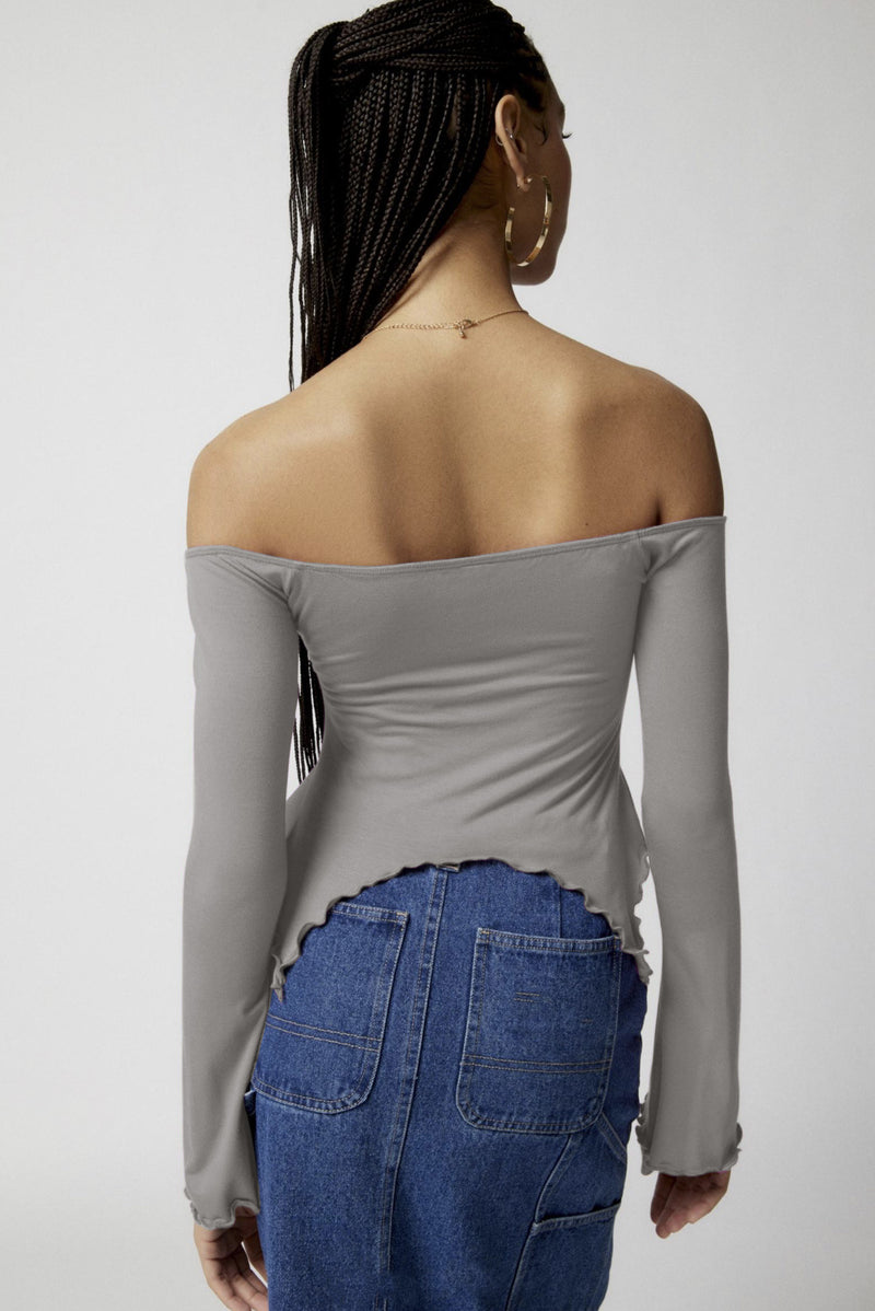 Classic Vintage Top with a Flattering Fit