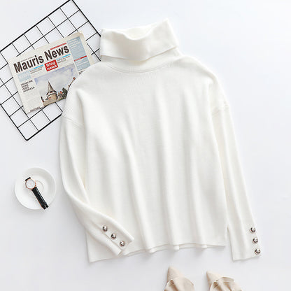 Effortlessly Elegant Sweater with a Timeless Design