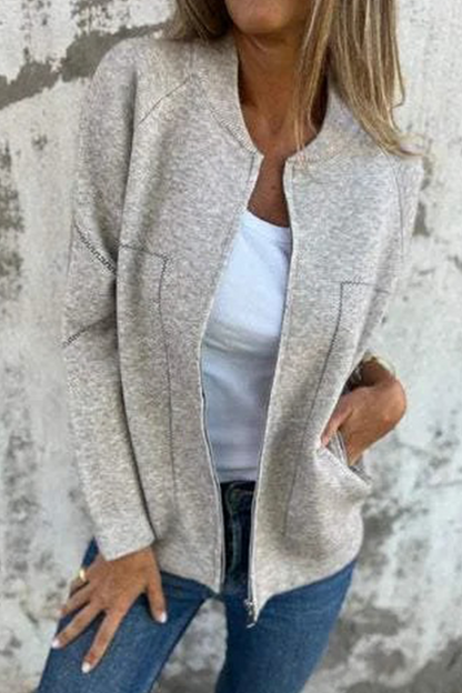 Effortlessly Elegant Garment with a Timeless Design