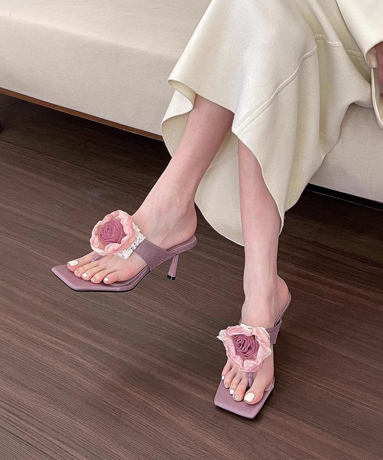 Gracefully Styled Garment for Any Occasion