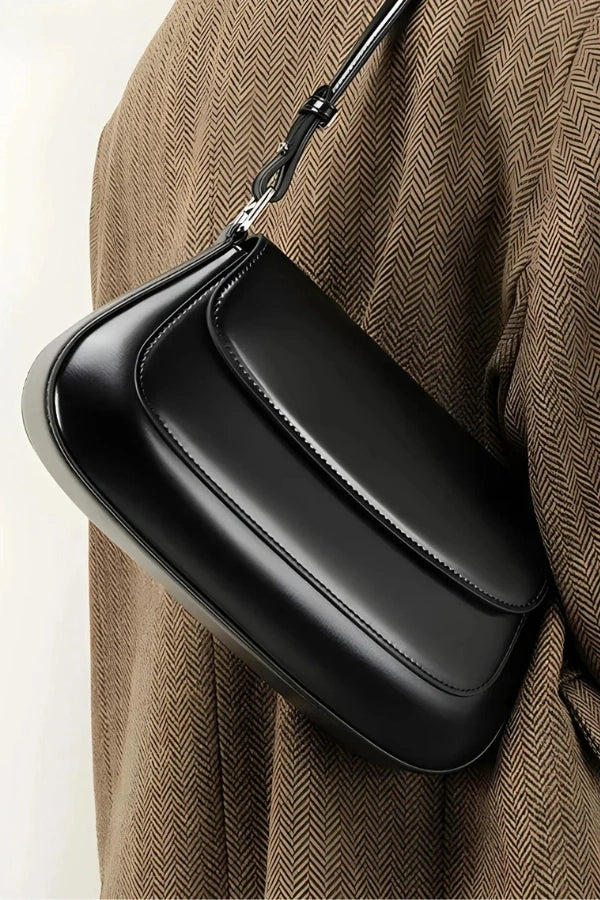 A Vintage Style Bag with Delicate Timeless Details