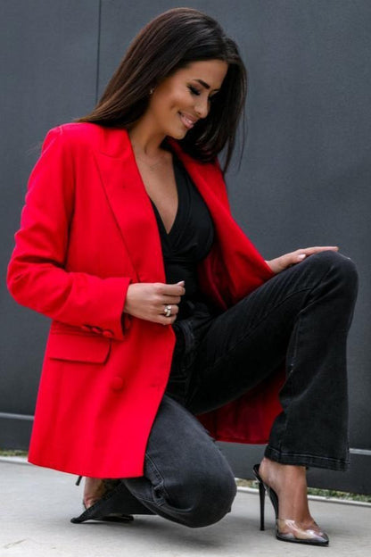 Beautifully Finished Garment in a Timeless Design