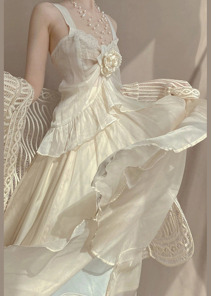 Effortlessly Elegant Garment with a Timeless Design