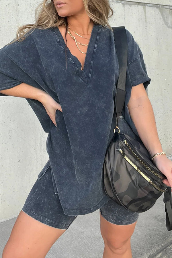 Classic Vintage T-Shirt with a Flattering Fit